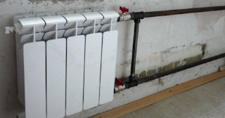 Установка биметаллических радиаторов отопления в квартире в Кронштадте - от 2092 руб.